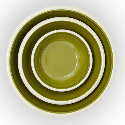 Trockenfutter HUHN für Welpen mit Futternapf | Olive Edition