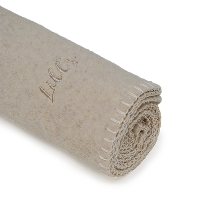 Hundedecke Coco sandbeige gerollt