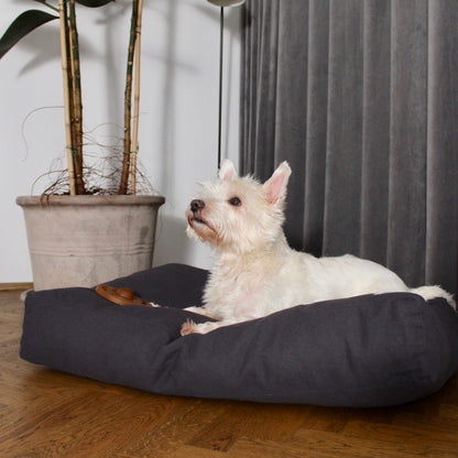 tadazhi Hundebett Tobine warm grey mit Hund